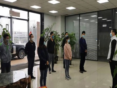 同心同行，共抗时艰！